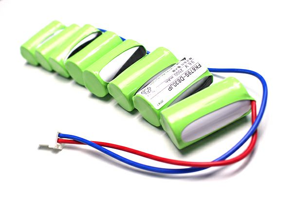 FK679相当品(同等品) ※電池屋製 ＜FK886相当品(同等品)＞ 9.6V2500mAh＜年度シール付き＞ コネクター付きそのまま取付できます。