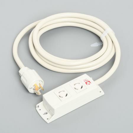 KC1070　 アメリカン電機 　引掛形 OAﾀｯﾌﾟ2ｹ口 ｺ-ﾄﾞｾｯﾄ　接地2P 15A 125V