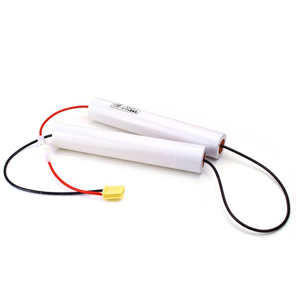 N6-CL(A) 相当品(同等品) 岩崎電気製非常灯用交換電池 7.2V2000mAh ＜年度シール付き＞ コネクター付きそのまま取付できます。